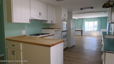 Welcome to Easy Living, in this beautifiully maintained on Brookridge Country Club in Florida - for sale on GolfHomes.com, golf home, golf lot