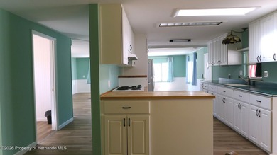 Welcome to Easy Living, in this beautifiully maintained on Brookridge Country Club in Florida - for sale on GolfHomes.com, golf home, golf lot