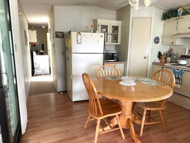 MOTIVATED SELLERS! HOME IS PRICED TO SELL. 2-BEDROOM, 2-BATHROOM on Anglers Green Golf Course in Florida - for sale on GolfHomes.com, golf home, golf lot