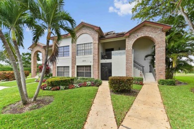 Welcome to 8073 Aberdeen Drive, a splendid real estate on Aberdeen Golf and Country Club in Florida - for sale on GolfHomes.com, golf home, golf lot