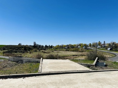 Golf Course Subdivision - Rare Large Lots in Hay's Subdivision on Tekoa Golf Club in Washington - for sale on GolfHomes.com, golf home, golf lot