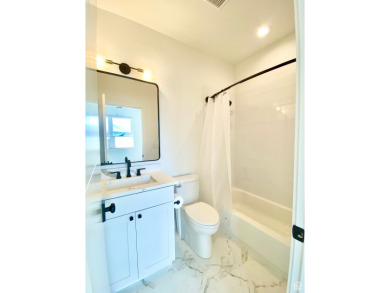 Luxury Townhome with Panoramic Views in the Heart of Saratoga on Talons Cove Golf Club in Utah - for sale on GolfHomes.com, golf home, golf lot