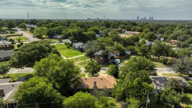 Calling on all investors!!! This 1,748 sqft Brick Home sits on a on Glen Garden Golf and Country Club in Texas - for sale on GolfHomes.com, golf home, golf lot