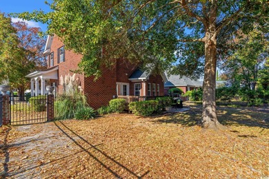 All brick, beautiful and well-maintained 3br/2 1/2 ba home in on Prestwick Country Club in South Carolina - for sale on GolfHomes.com, golf home, golf lot