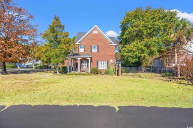 All brick, beautiful and well-maintained 3br/2 1/2 ba home in on Prestwick Country Club in South Carolina - for sale on GolfHomes.com, golf home, golf lot