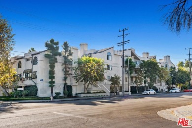 Stunning 1 Bed/ 1 Bath condo located in the heart of Encino on Sepulveda Golf Course in California - for sale on GolfHomes.com, golf home, golf lot