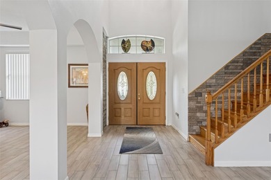 Beautiful well-maintained home on a gorgeous golf course lot in on Heritage Isles Golf and Country Club in Florida - for sale on GolfHomes.com, golf home, golf lot