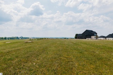 Explore a unique chance to create your ideal home on this on Lochen Heath Golf Course in Michigan - for sale on GolfHomes.com, golf home, golf lot