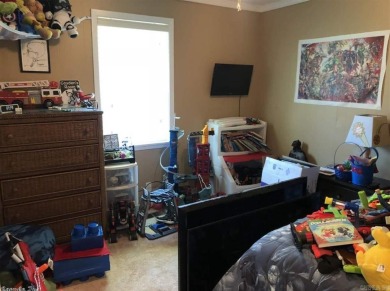Great Location in town with swimming pool (new liner about 2 on  in Arkansas - for sale on GolfHomes.com, golf home, golf lot