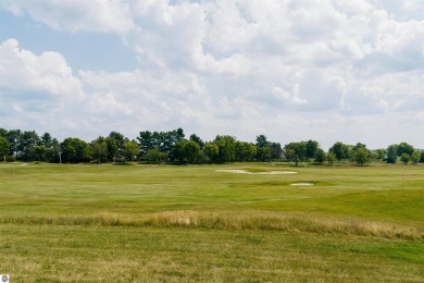Explore a unique chance to create your ideal home on this on Lochen Heath Golf Course in Michigan - for sale on GolfHomes.com, golf home, golf lot