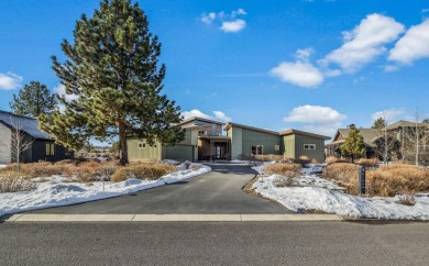 Enjoy the Tetherow lifestyle in this energy-efficient on Tetherow Golf Club in Oregon - for sale on GolfHomes.com, golf home, golf lot