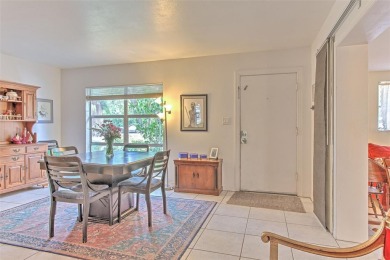 Located in the desirable Forest Hills area, this house is on Babe Zaharias Golf Course in Florida - for sale on GolfHomes.com, golf home, golf lot