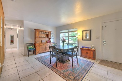 Located in the desirable Forest Hills area, this house is on Babe Zaharias Golf Course in Florida - for sale on GolfHomes.com, golf home, golf lot
