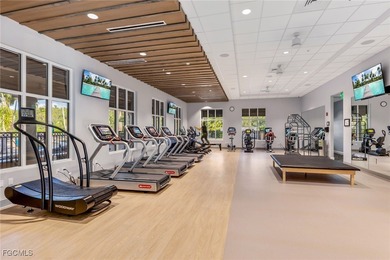 Luxury Living on the Golf Course: Your Florida Oasis. Nestled in on The Plantation Golf and Country Club in Florida - for sale on GolfHomes.com, golf home, golf lot