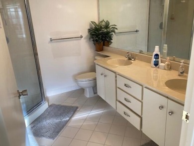 THIS 2BDRM/2BATH UNIT HAS DIRECT GOLF VIEWS OFF BOTH SLIDING on Bear Lakes Country Club in Florida - for sale on GolfHomes.com, golf home, golf lot