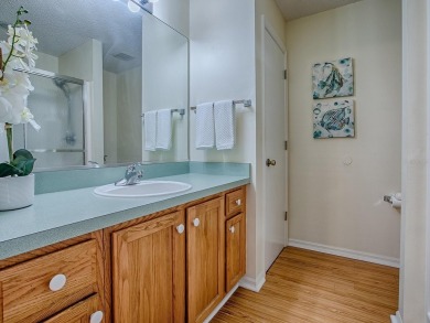 BOND PAID on this 2-bedroom, 2-bathroom Maverick model home in on The Links of Spruce Creek in Florida - for sale on GolfHomes.com, golf home, golf lot
