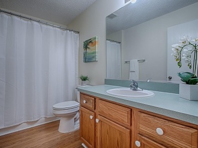 BOND PAID on this 2-bedroom, 2-bathroom Maverick model home in on The Links of Spruce Creek in Florida - for sale on GolfHomes.com, golf home, golf lot