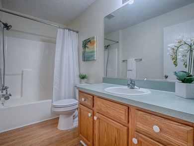 BOND PAID on this 2-bedroom, 2-bathroom Maverick model home in on The Links of Spruce Creek in Florida - for sale on GolfHomes.com, golf home, golf lot