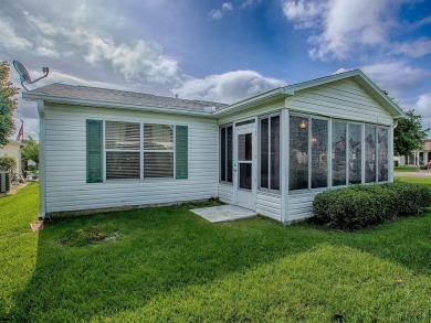 BOND PAID on this 2-bedroom, 2-bathroom Maverick model home in on The Links of Spruce Creek in Florida - for sale on GolfHomes.com, golf home, golf lot