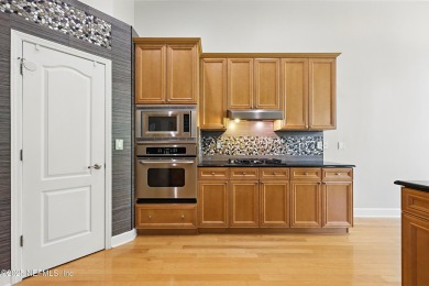 THE SELLER OF THIS PROPERTY IS OFFERING A TEMPORARY BUYDOWN on Golf Club At South Hampton in Florida - for sale on GolfHomes.com, golf home, golf lot
