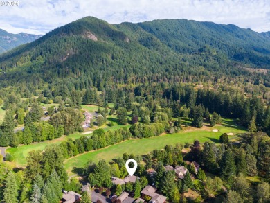 Welcome to this charming 1-bedroom, 2-bath upper-level condo in on The Resort at the Mountain in Oregon - for sale on GolfHomes.com, golf home, golf lot