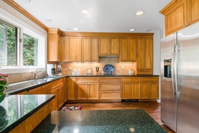 This 3-bedroom, 2.5 bath end unit at The Seasons has a wonderful on Lake Sunapee Country Club in New Hampshire - for sale on GolfHomes.com, golf home, golf lot