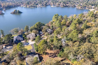 Build your dream home in the heart of Hideaway Lake on this on Hide-A-Way Lake Golf Course in Texas - for sale on GolfHomes.com, golf home, golf lot