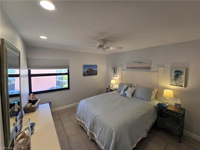 Naples Florida Real Estate For Sale! You can COUNT on VALUE with on Hammock Bay in Florida - for sale on GolfHomes.com, golf home, golf lot