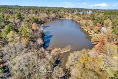 Build your dream home in the heart of Hideaway Lake on this on Hide-A-Way Lake Golf Course in Texas - for sale on GolfHomes.com, golf home, golf lot