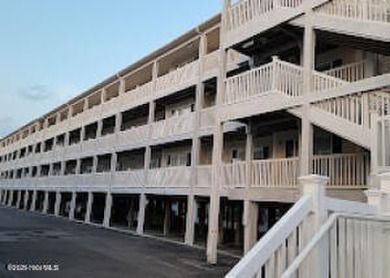 Discover unit 9102 at 105 S. E. 58th St. in the picturesque Oak on Oak Island Golf Club in North Carolina - for sale on GolfHomes.com, golf home, golf lot