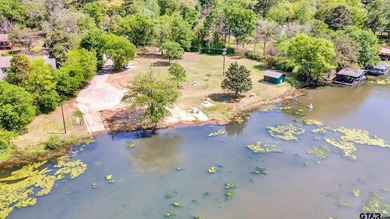 Build your dream home in the heart of Hideaway Lake on this on Hide-A-Way Lake Golf Course in Texas - for sale on GolfHomes.com, golf home, golf lot