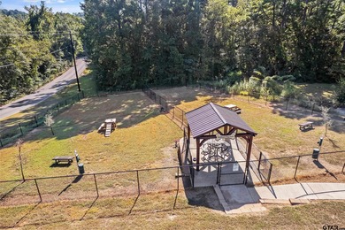 Build your dream home in the heart of Hideaway Lake on this on Hide-A-Way Lake Golf Course in Texas - for sale on GolfHomes.com, golf home, golf lot