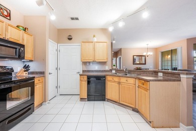 ~ FULLY FURNISHED - IDEAL SHORT TERM RENTAL/LONG TERM INVESTMENT on Reunion Resort Golf Course in Florida - for sale on GolfHomes.com, golf home, golf lot