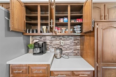 Updated, Luxury - 5 Bed | 3 Bath+ | Pool & Hot Tub | Golf Course on Country Club of Blue Springs in Missouri - for sale on GolfHomes.com, golf home, golf lot