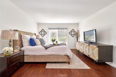 This beautifully maintained 2-bedroom, 2-bath home offers a on Leisure Village Par 3 Golf Course in California - for sale on GolfHomes.com, golf home, golf lot