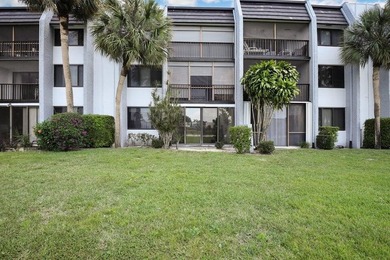 Welcome to your dream living space! Nestled in a serene all-age on Fountains Golf and Country Club in Florida - for sale on GolfHomes.com, golf home, golf lot