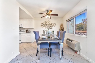 This beautifully maintained 2-bedroom, 2-bath home offers a on Leisure Village Par 3 Golf Course in California - for sale on GolfHomes.com, golf home, golf lot