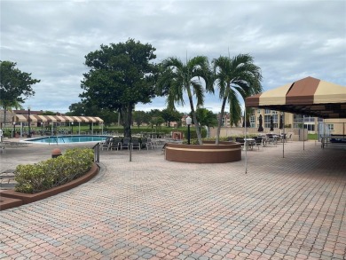 Spacious and cozy 1 bedroom, 1 bathroom condo with lots of on Sunrise Lakes Phase III in Florida - for sale on GolfHomes.com, golf home, golf lot