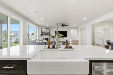 Welcome to 12602 S Teano Ave. This 2128 sqft, 3 bed, 2 bath home on Hunters Point Golf Club in Idaho - for sale on GolfHomes.com, golf home, golf lot