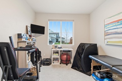 Welcome to 12602 S Teano Ave. This 2128 sqft, 3 bed, 2 bath home on Hunters Point Golf Club in ID - for sale on GolfHomes.com, golf home, golf lot