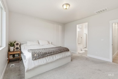 Welcome to 12602 S Teano Ave. This 2128 sqft, 3 bed, 2 bath home on Hunters Point Golf Club in ID - for sale on GolfHomes.com, golf home, golf lot