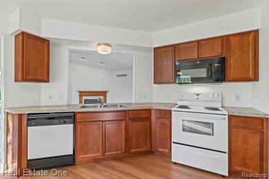 OPEN HOUSE SUNDAY from 1 pm to 4pm! First time offered!! on Pheasant Run Golf Club in Michigan - for sale on GolfHomes.com, golf home, golf lot