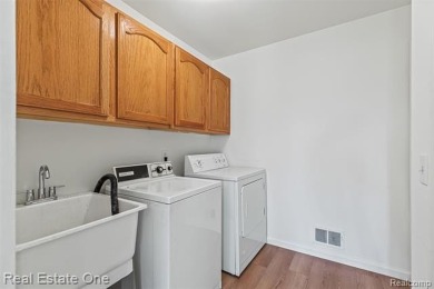 OPEN HOUSE SUNDAY from 1 pm to 4pm! First time offered!! on Pheasant Run Golf Club in Michigan - for sale on GolfHomes.com, golf home, golf lot