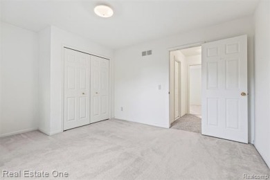 OPEN HOUSE SUNDAY from 1 pm to 4pm! First time offered!! on Pheasant Run Golf Club in Michigan - for sale on GolfHomes.com, golf home, golf lot