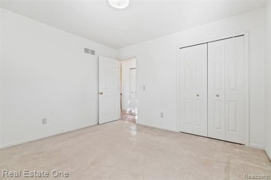 OPEN HOUSE SUNDAY from 1 pm to 4pm! First time offered!! on Pheasant Run Golf Club in Michigan - for sale on GolfHomes.com, golf home, golf lot