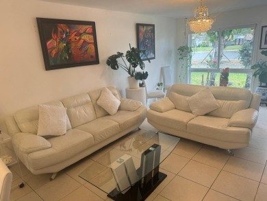 Priced to sell!! Lakefront Villa, located in a serene 55+ senior on Villa Del Ray Golf Club in Florida - for sale on GolfHomes.com, golf home, golf lot