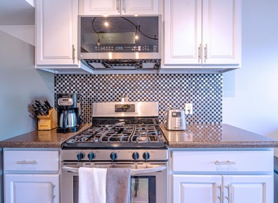 OPEN HOUSE SUNDAY 11:00 - 1:00 
This adorable and fully updated on Cathedral Canyon Golf and Tennis Club in California - for sale on GolfHomes.com, golf home, golf lot