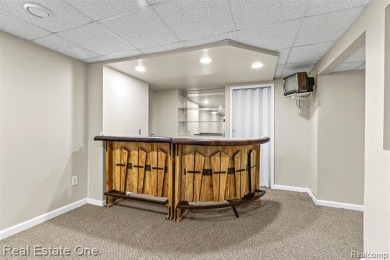 OPEN HOUSE SUNDAY from 1 pm to 4pm! First time offered!! on Pheasant Run Golf Club in Michigan - for sale on GolfHomes.com, golf home, golf lot
