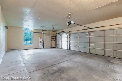OPEN HOUSE SUNDAY from 1 pm to 4pm! First time offered!! on Pheasant Run Golf Club in Michigan - for sale on GolfHomes.com, golf home, golf lot