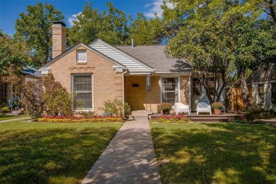 Step into this charming brick cottage and you'll be greeted by on Stevens Park Golf Course in Texas - for sale on GolfHomes.com, golf home, golf lot